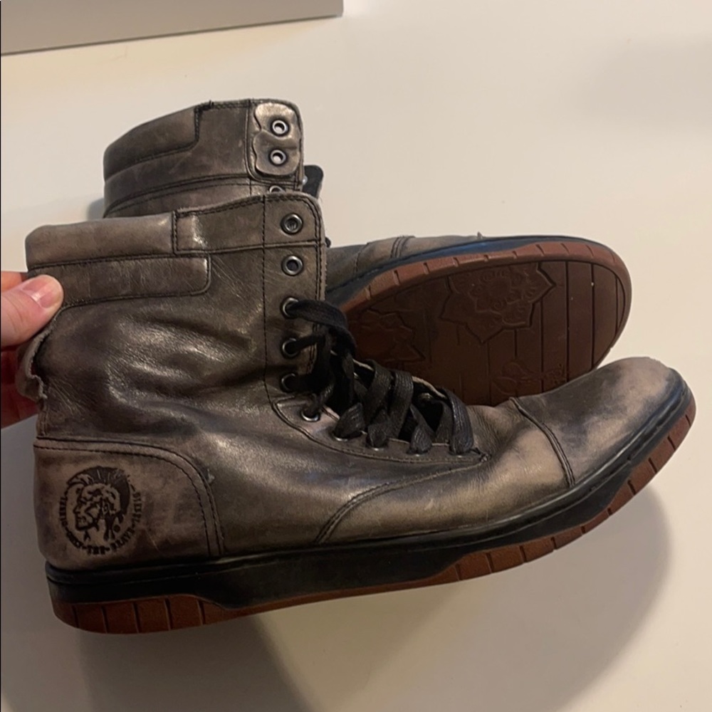 Men’s diesel boots size 11